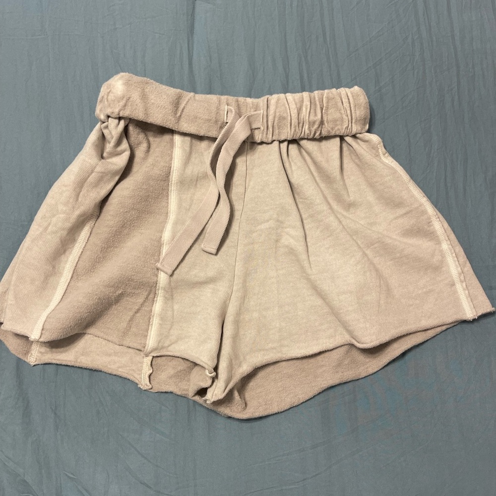 Urban Outfitters High Waist Beige Shorts
